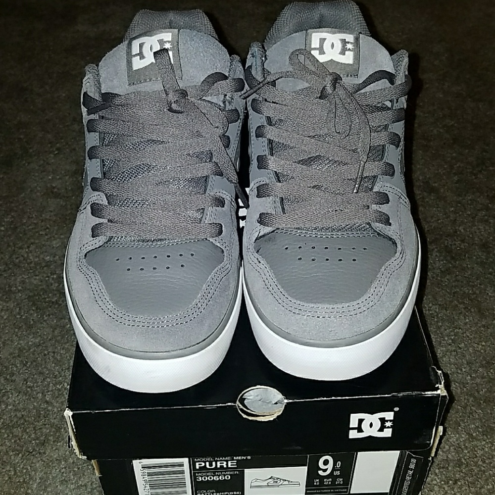Shoes - Picture 2 of 4